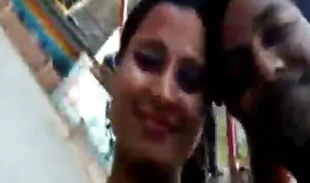 Si è bloccata nell'ano e si mogli mature puttane è riempita la bocca di sperma.