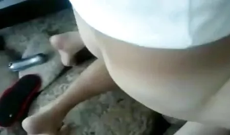 Il suo nuovo fidanzato ha una porno moglie zoccola streep ed è stato risucchiato nel pene.