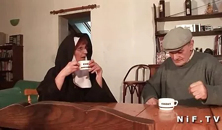 Quest'uomo è stato rilasciato mia moglie fa la troia presto. Martedì esplodere.
