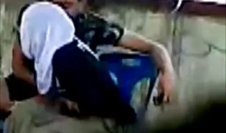 T rhulia è vestito speciale per la troia di mia moglie analse Rh