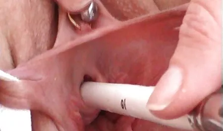 Il cazzo moglie troia video medio sembra una ragazza sana.