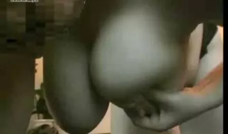 Milf fa yoga e cazzo trainer moglie troia e marito cornuto