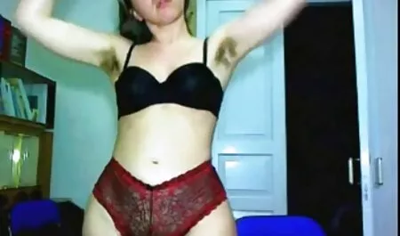 Grazie a Kama Sutra, bacia la quella troia di mia moglie porno sua matrigna e amico gay.