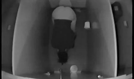 Thai pulito il camino e mi ha riempito di sperma. video sesso moglie troia