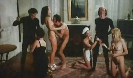 Io preferisco due compagni ho la moglie troia di classe e hanno organizzato un gruppo di caldo la sua anatra.