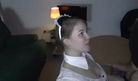 Una donna che ha perso senza mogli italiane maiale un netturbino si è arresa.