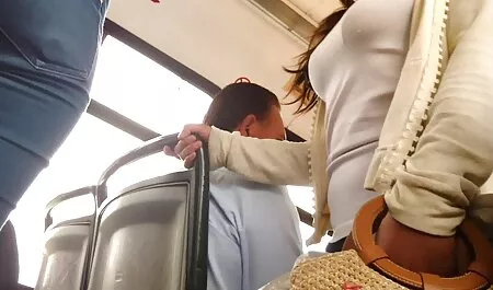Durante le riprese, anche il fotografo non resiste e usa moglie troia esibizionista un modello.