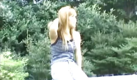 Ricorda una ragazza del suo miglior look con mogli puttane il suo ex marito