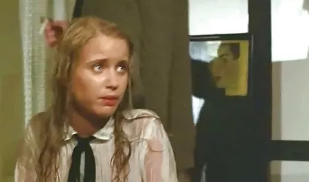 Non mi interessa se viene la troia di mia moglie picchiata dagli uomini.