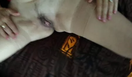 Un segreto moglie troia marito cornuto molto falso ha maledetto le persone a casa.