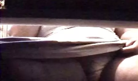 La MAMMA ha bisogno di scaricare dopo moglie troia in spiaggia l'allenamento.