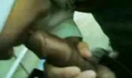 Slaveet slave, per vedere un troia cornuto buco nell'oceano set