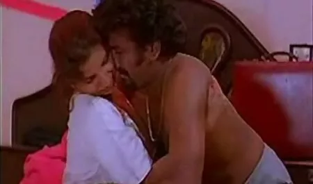 Come ricompensa, la capra in mia moglie e una troia questo episodio saluta i membri dell'escavatore.